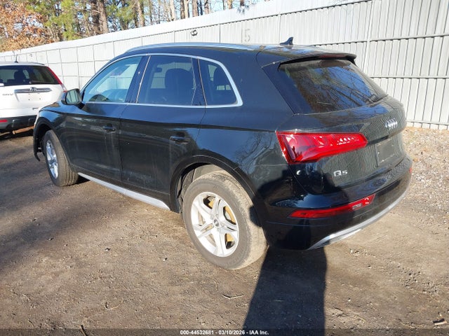 2019 AUDI Q5 WA1ANAFY9K2080828 Photo 2