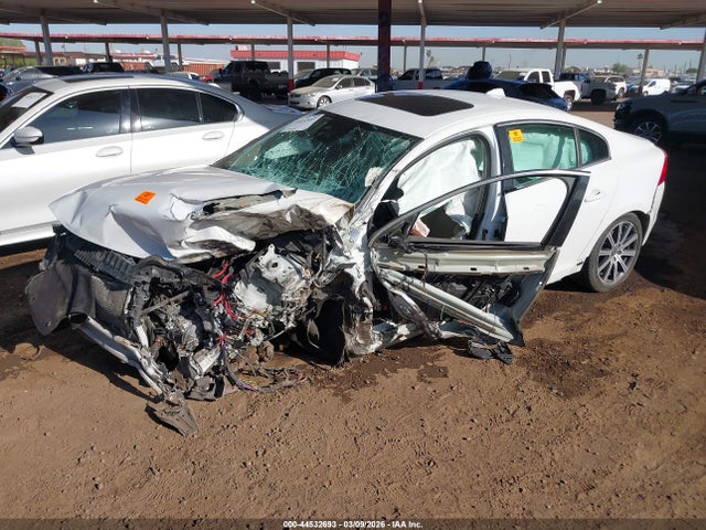 2018 VOLVO S60 INSCRIPTION LYV402TM0JB161772 Photo 1