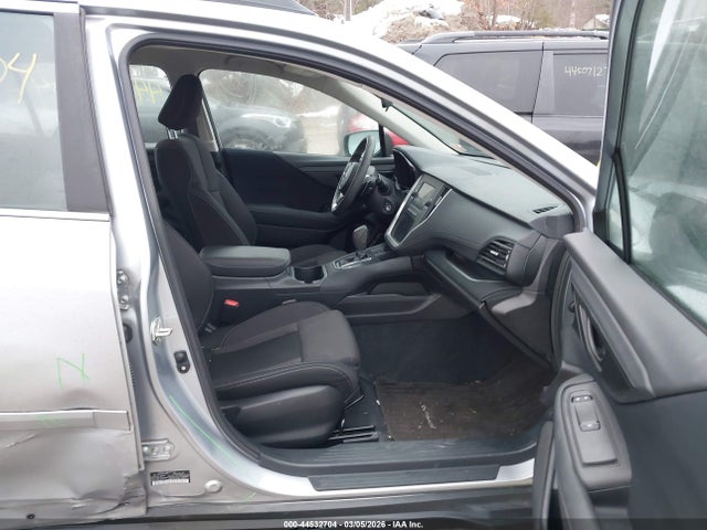 44532704 :رقم المزاد ، 4S4BTAAC4N3138639 vin ، 2022 Subaru Outback مزاد بيع