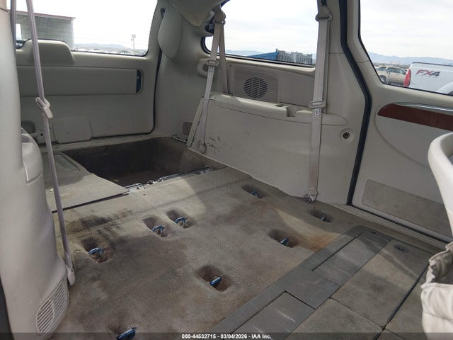 2005 CHRYSLER TOWN & COUNTRY 2C8GP64L35R365334 Photo 7