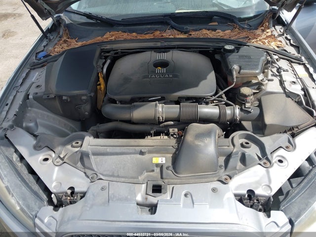 2013 JAGUAR XF SAJWA0ES6DPS86484 Photo 9