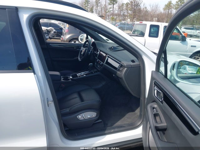 2022 PORSCHE MACAN WP1AA2A58NLB04263 Photo 4
