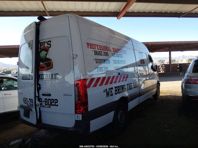 2024 MERCEDES-BENZ SPRINTER 2500 W1Y4NCHY7RT179031 Photo 3