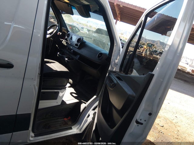 2024 MERCEDES-BENZ SPRINTER 2500 W1Y4NCHY7RT179031 Photo 4