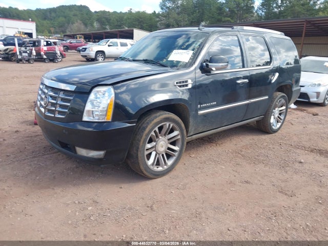 2008 CADILLAC ESCALADE 1GYEC63818R157717 Photo 1