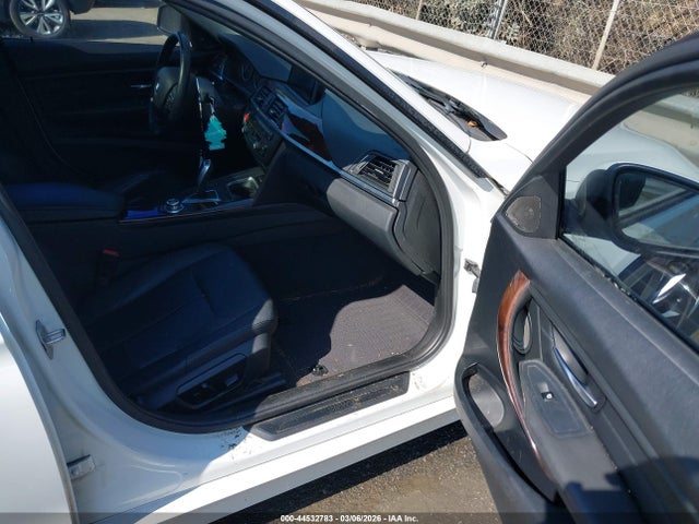 2013 BMW 335I WBA3A9G56DNP37130 Photo 4