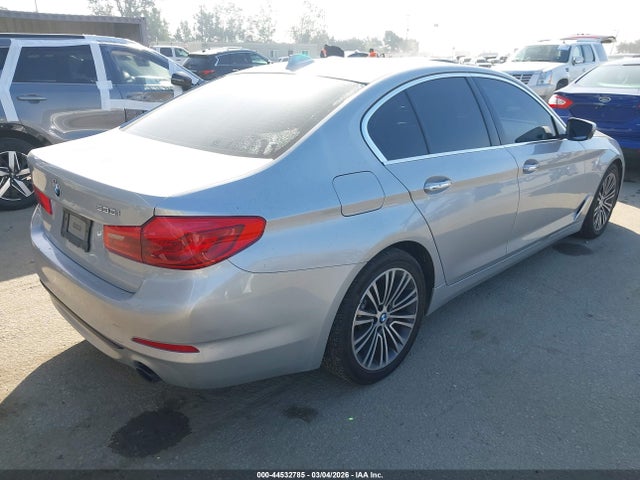 44532785 :رقم المزاد ، WBAJA5C38HG898030 vin ، 2017 Bmw 530i مزاد بيع