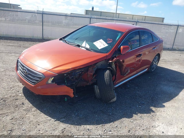 2015 HYUNDAI SONATA 5NPE34AB6FH116898 Photo 1