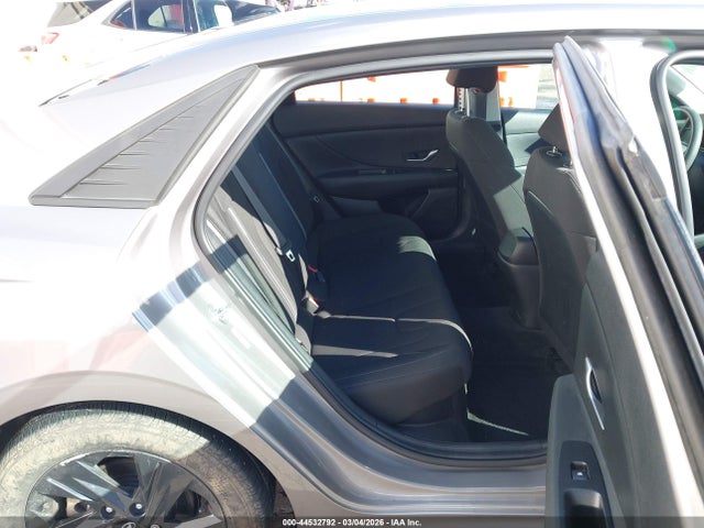 44532792 :رقم المزاد ، KMHLM4AJXNU024091 vin ، 2022 Hyundai Elantra Hybrid Blue مزاد بيع