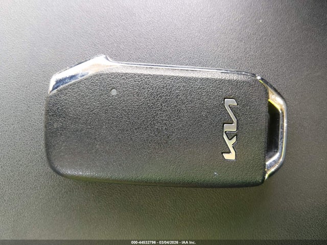 KNDCR3LE6R5145412 KIA Niro Ex Touring