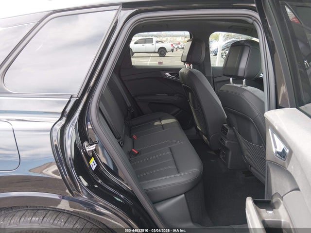 Продаж на аукціоні авто 2024 Audi Q4 E-tron Premium 55 Quattro, vin: WA1KUBFZ3RP058388, номер лоту: 44532810