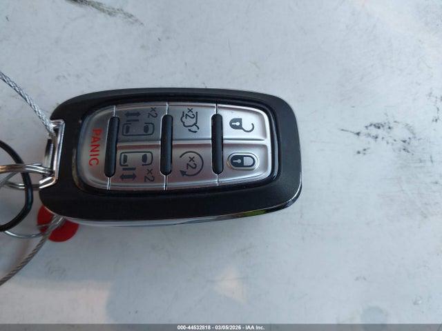 2C4RC1GG6TR221359 Chrysler Pacifica Limited