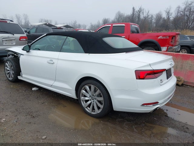 44532838 :رقم المزاد ، WAUWNGF52JN022056 vin ، 2018 Audi A5 2.0t Premium مزاد بيع