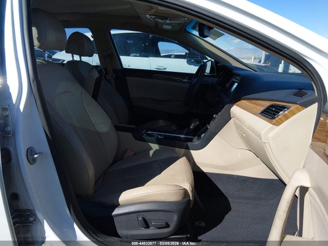 Hyundai Sonata Limited 2015 5NPE34AF4FH060995 Image 5