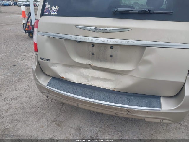 2013 Chrysler Town & Country Touring მანქანა იყიდება აუქციონზე, vin: 2C4RC1BGXDR540207, აუქციონის ნომერი: 44532889