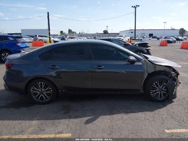3KPF54ADXRE838500 KIA Forte Gt-line