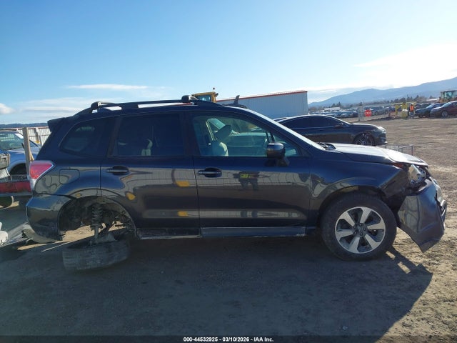 Subaru Forester 2.5i Premium 2018 JF2SJAEC4JH531186 Image 14