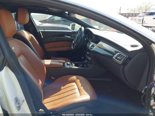 WDDLJ9BB6EA129414 Mercedes-Benz Cls 550 4matic