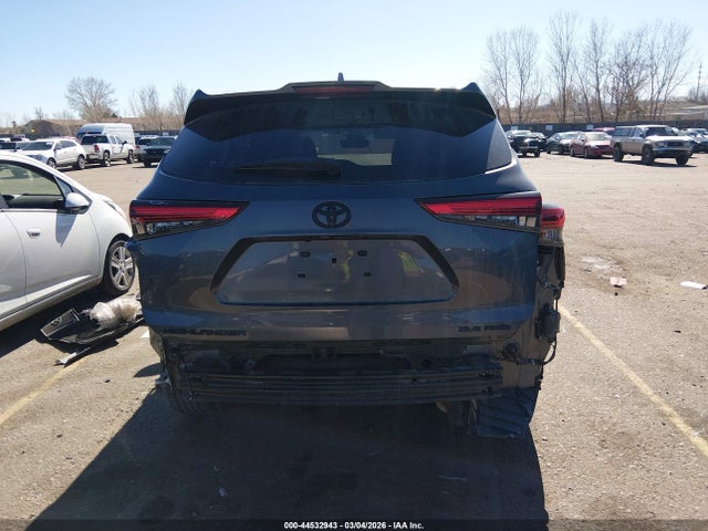 5TDGZRBHXLS522745 Toyota Highlander Xle