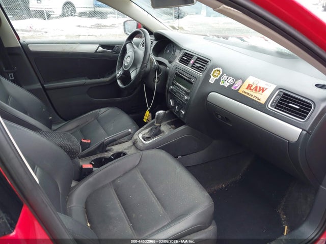44532965 :رقم المزاد ، 3VWDP7AJ9DM403603 vin ، 2013 Volkswagen Jetta 2.5l Se مزاد بيع