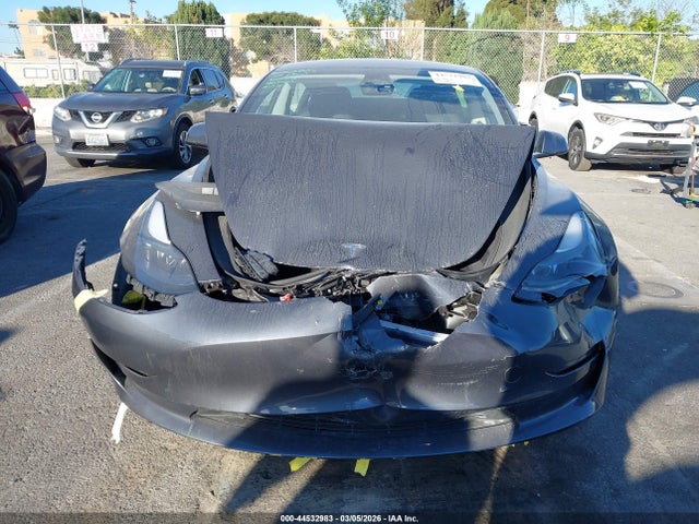 2023 Tesla Model 3 Rear-wheel Drive მანქანა იყიდება აუქციონზე, vin: 5YJ3E1EA5PF707032, აუქციონის ნომერი: 44532983