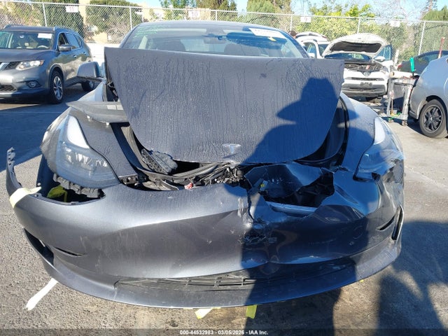 2023 Tesla Model 3 Rear-wheel Drive მანქანა იყიდება აუქციონზე, vin: 5YJ3E1EA5PF707032, აუქციონის ნომერი: 44532983