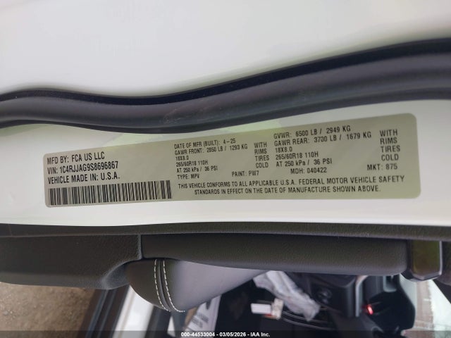 Продажа на аукционе авто 2025 Jeep Grand Cherokee L Altitude X 4x2, vin: 1C4RJJAG9S8696867, номер лота: 44533004