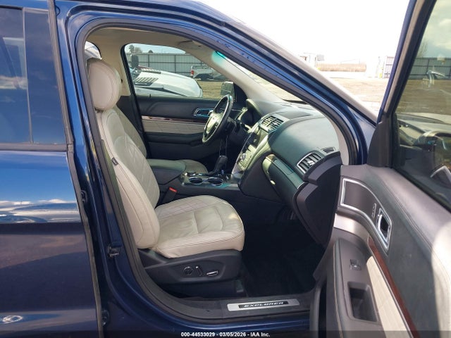 1FM5K8HT1GGA70732 Ford Explorer Platinum