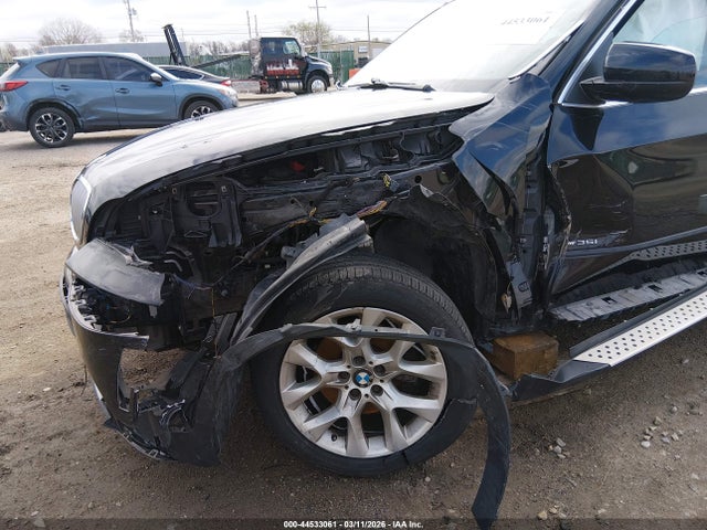 44533061 :رقم المزاد ، 5UXZV4C52D0B15990 vin ، 2013 Bmw X5 مزاد بيع