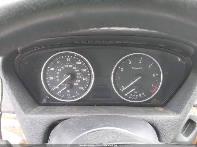 44533061 :رقم المزاد ، 5UXZV4C52D0B15990 vin ، 2013 Bmw X5 مزاد بيع