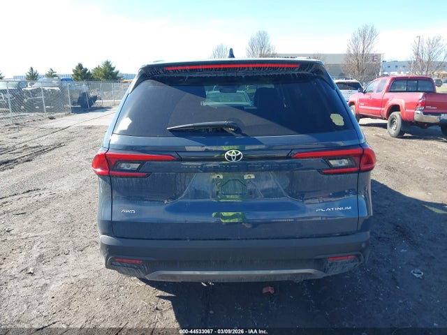 Toyota Grand Highlander Platinum 2024 5TDAAAB52RS050652 Image 16