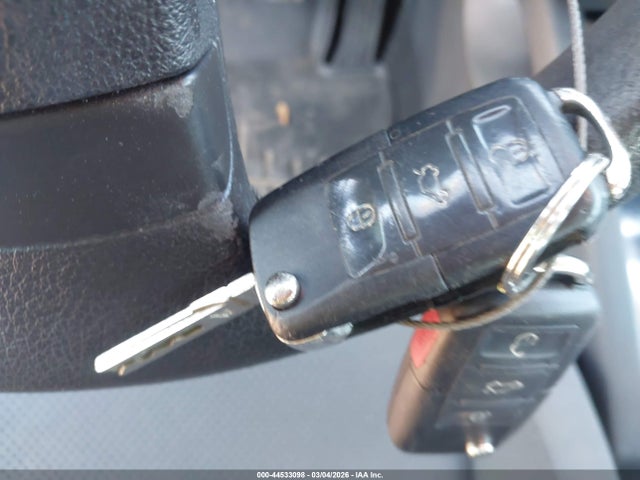 44533098 :رقم المزاد ، WWWDA71K99W100633 vin ، 2009 Volkswagen Rabbit مزاد بيع
