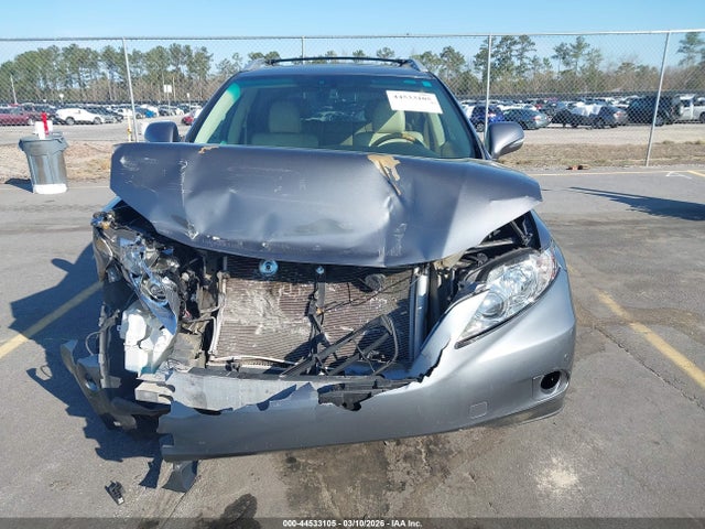 44533105 :رقم المزاد ، 2T2ZK1BA9CC077131 vin ، 2012 Lexus Rx 350 مزاد بيع