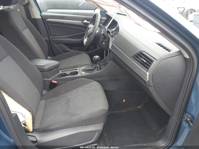 44533125 :رقم المزاد ، 3VWC57BU1KM151787 vin ، 2019 Volkswagen Jetta 1.4t R-line/1.4t S/1.4t Se مزاد بيع