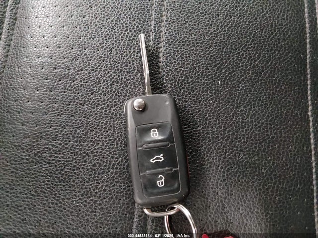 Продажа на аукционе авто 2013 Volkswagen Passat 2.5l Wolfsburg Edition, vin: 1VWAP7A38DC133785, номер лота: 44533184