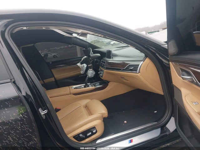 44533194 :رقم المزاد ، WBA7E2C54JG741518 vin ، 2018 Bmw 740i مزاد بيع