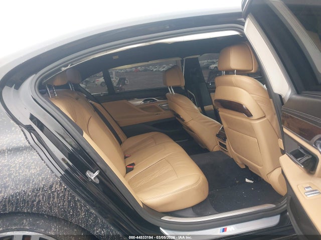 44533194 :رقم المزاد ، WBA7E2C54JG741518 vin ، 2018 Bmw 740i مزاد بيع