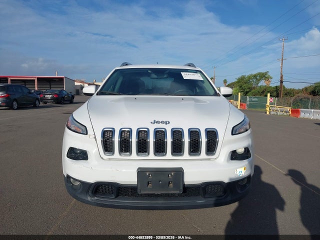 1C4PJLCB0JD560492 Jeep Cherokee Latitude Fwd