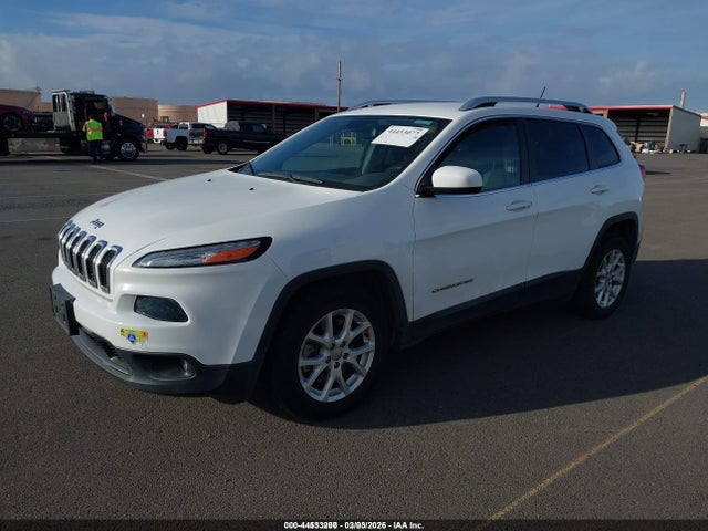 1C4PJLCB0JD560492 Jeep Cherokee Latitude Fwd