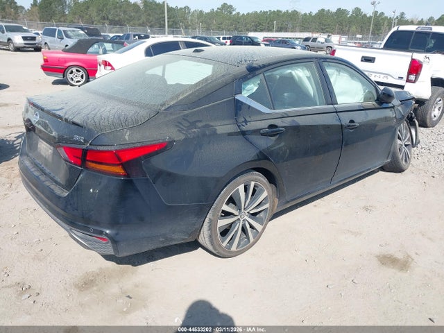 44533202 :رقم المزاد ، 1N4BL4CV2NN400205 vin ، 2022 Nissan Altima Sr Fwd مزاد بيع