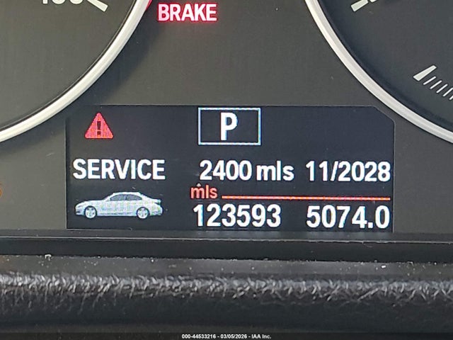 2013 Bmw 328i Xdrive მანქანა იყიდება აუქციონზე, vin: WBA3B5G52DNS00485, აუქციონის ნომერი: 44533216