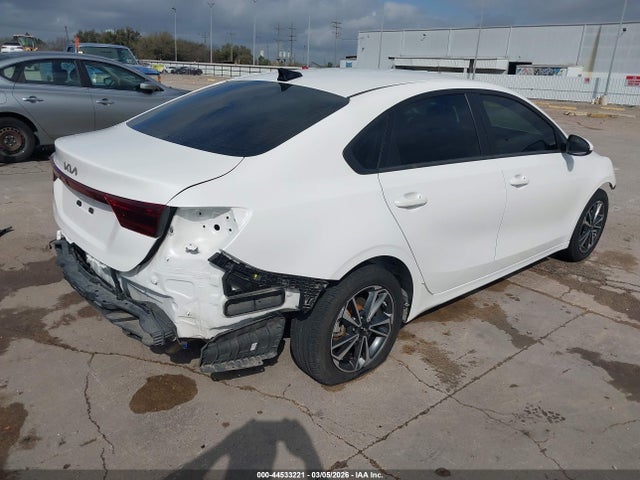 2023 Kia Forte Lxs მანქანა იყიდება აუქციონზე, vin: 3KPF24AD6PE589005, აუქციონის ნომერი: 44533221