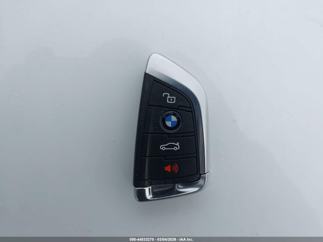 2022 BMW M3 WBS43AY0XNFM61139 Photo 10