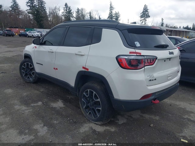 3C4NJDDB0KT660471 Jeep Compass Trailhawk 4x4