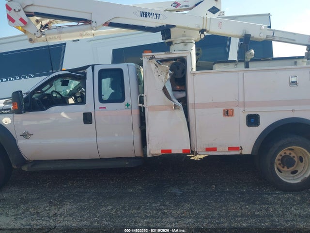 44533292 :رقم المزاد ، 1FD0X5HT9GED30445 vin ، 2016 Ford F-550 Chassis Xl مزاد بيع