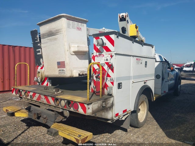 44533292 :رقم المزاد ، 1FD0X5HT9GED30445 vin ، 2016 Ford F-550 Chassis Xl مزاد بيع