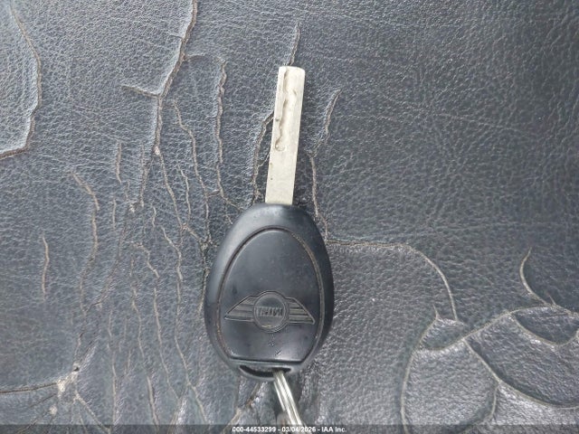 2002 MINI COOPER WMWRC334X2TC37417 Photo 10