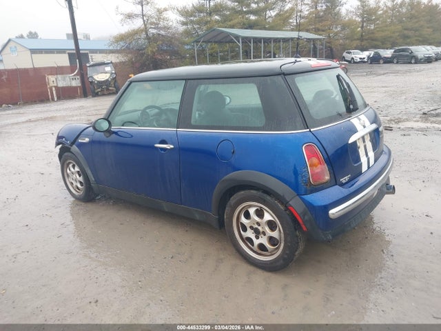 2002 MINI COOPER WMWRC334X2TC37417 Photo 2