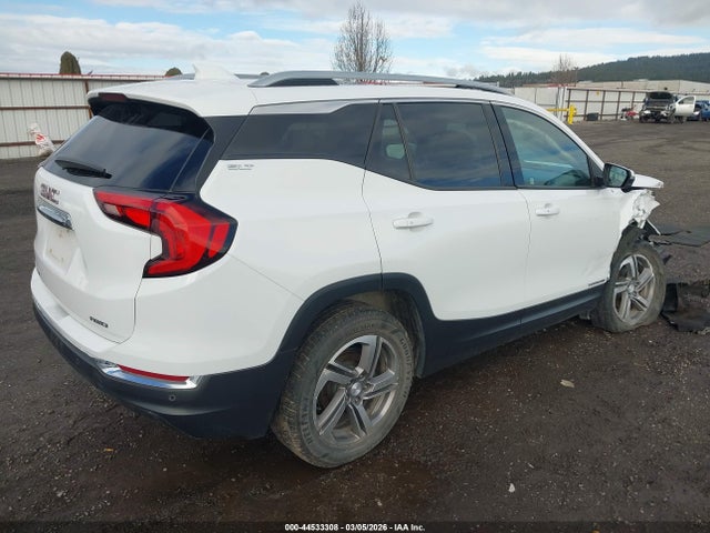 3GKALVEV6JL354515 GMC Terrain Slt