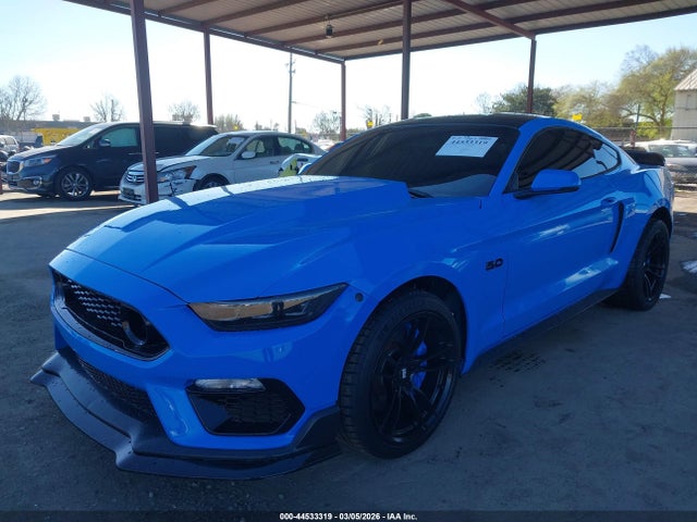Ford Mustang Gt Premium 2017 1FA6P8CF6H5292164 Image 2